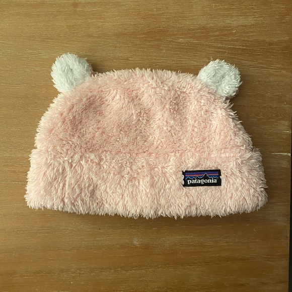 patagonia baby furry friends hat